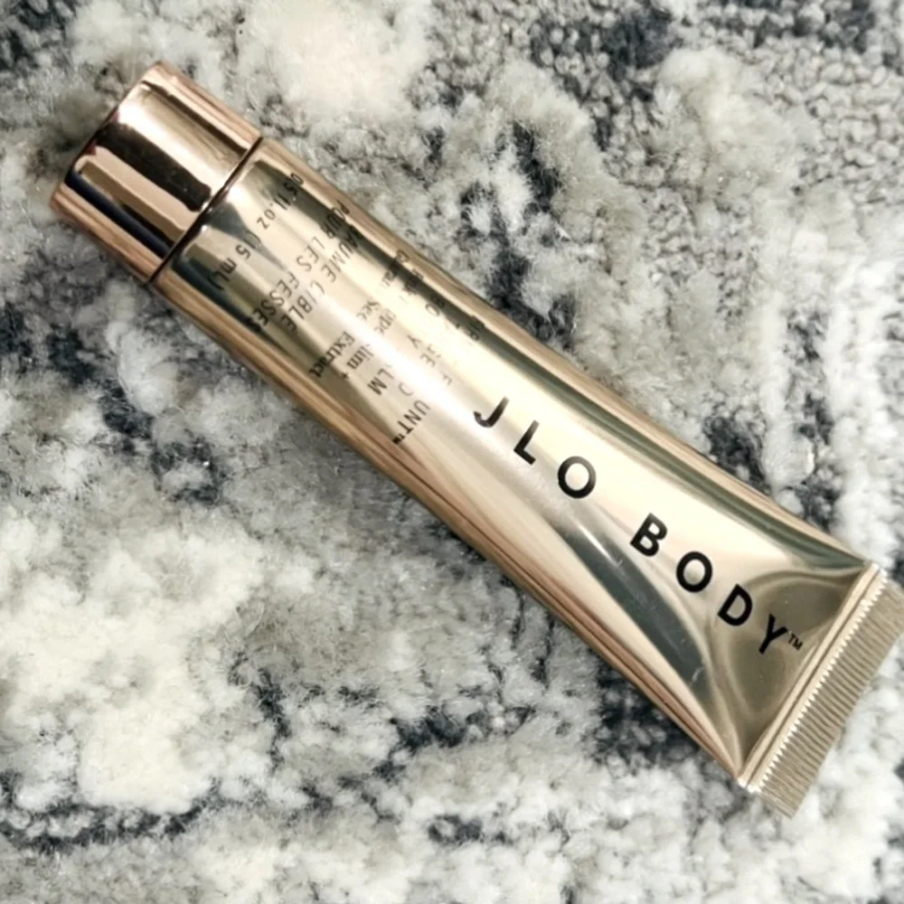 JLO BEAUTY Firm + Flaunt Targeted Booty Balm